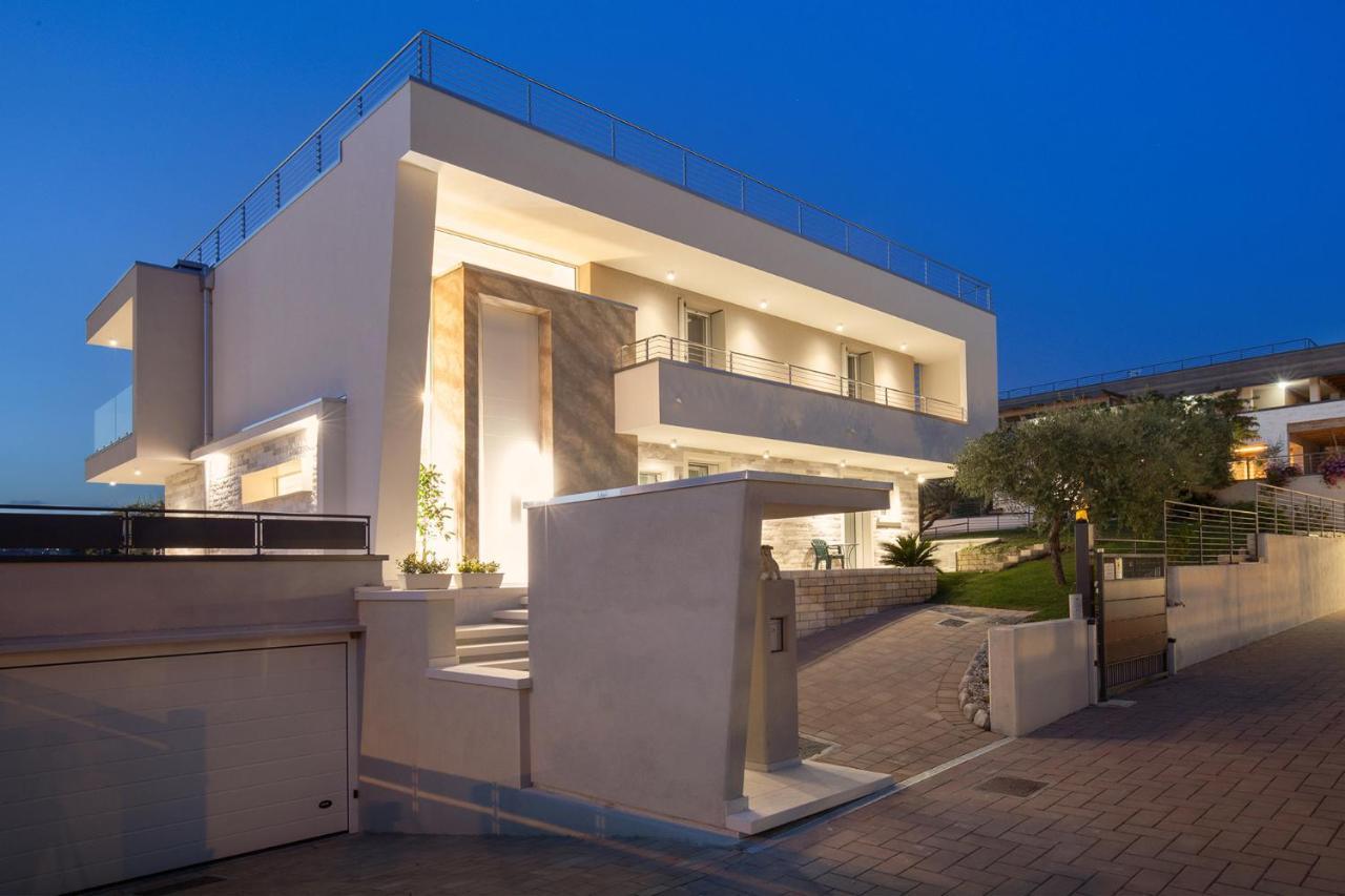 Villa Aurora-Holiday Home Apt3 Μπαρντολίνο Εξωτερικό φωτογραφία