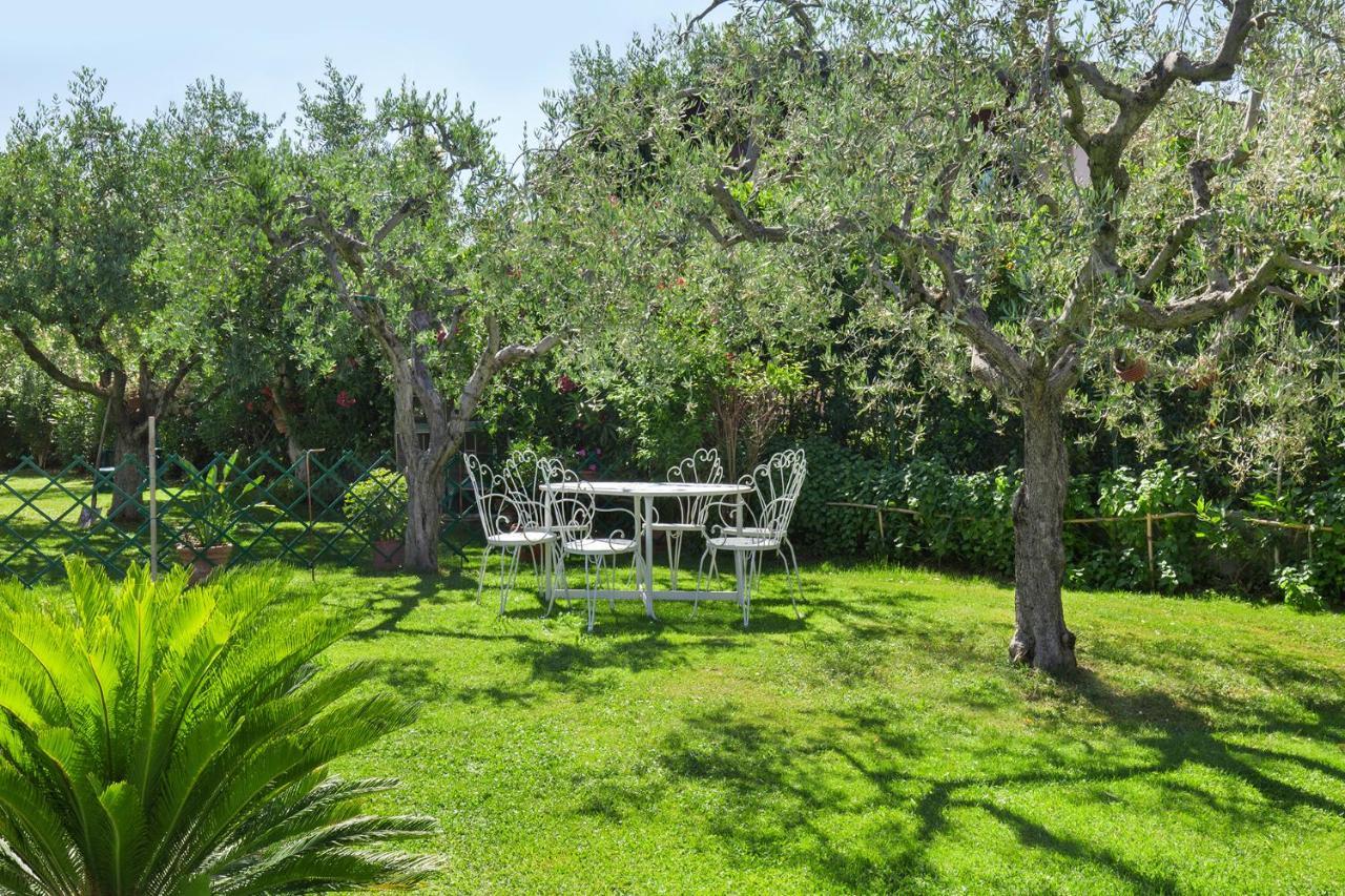 Villa Aurora-Holiday Home Apt3 Μπαρντολίνο Εξωτερικό φωτογραφία